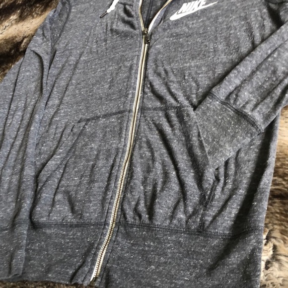 Lightweight Nike full zip sweatshirt - Picture 3 of 5